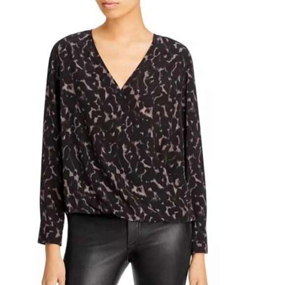 NWOT Women’s Rails Hillary Top In Diffused Cheetah SZ S - Picture 2 of 6